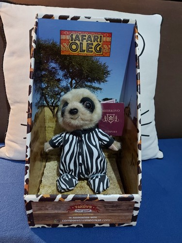 Compare the meerkat yakov - meerkat,