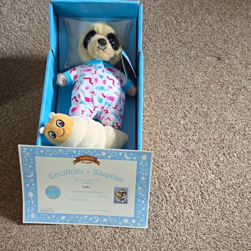 Yakov toy shop - oleg, meerkat